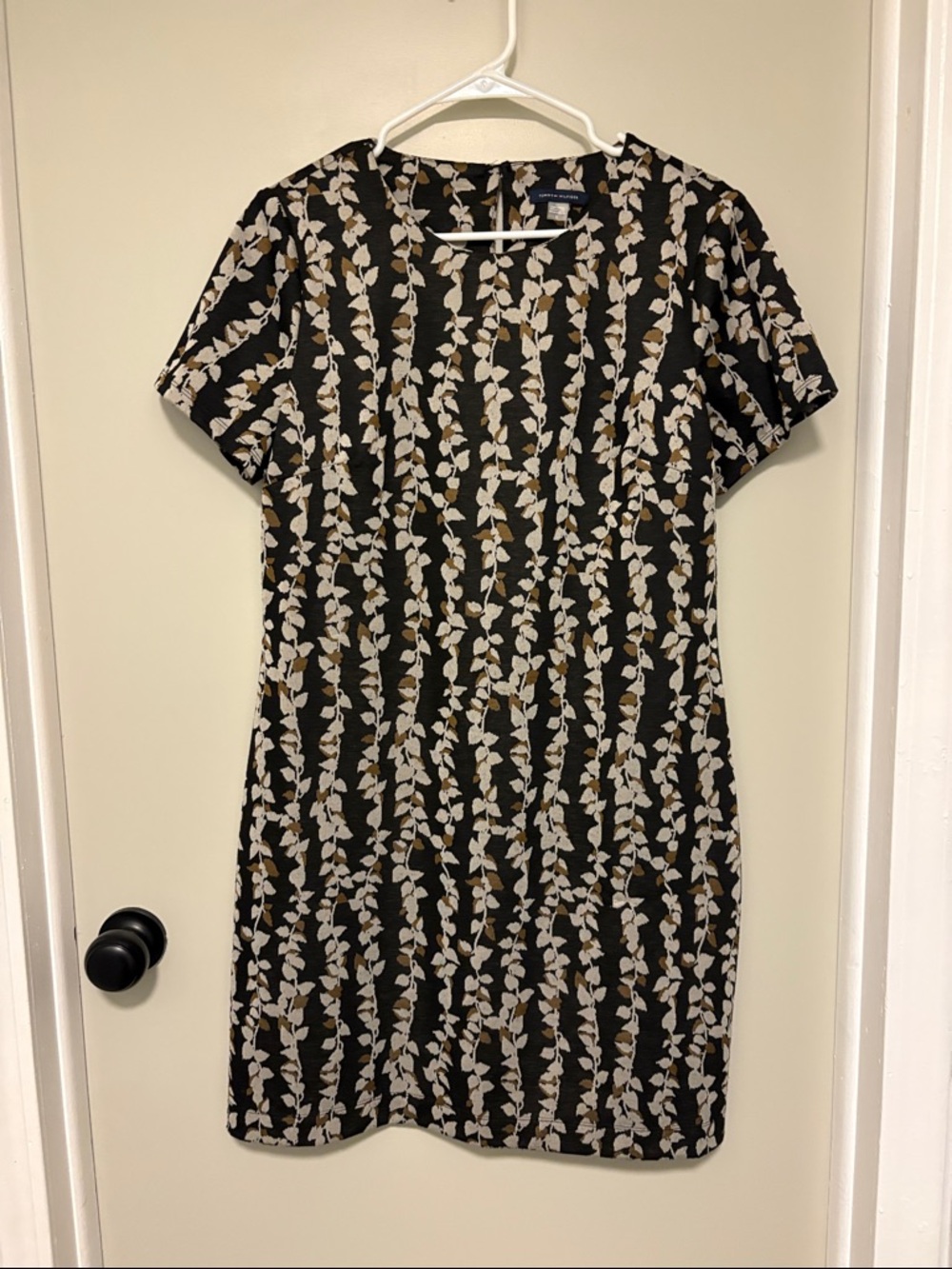 Tommy Hilfiger shift dress. Size 12